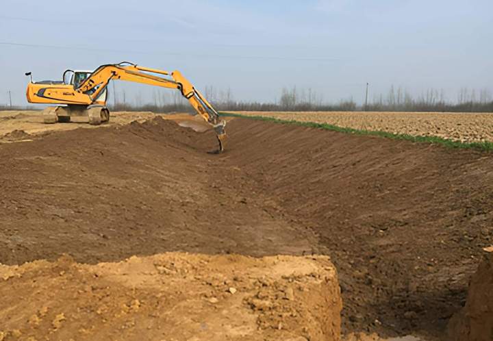 Location d'engins TP Terrassement / Remblais / Nivelage Rebais